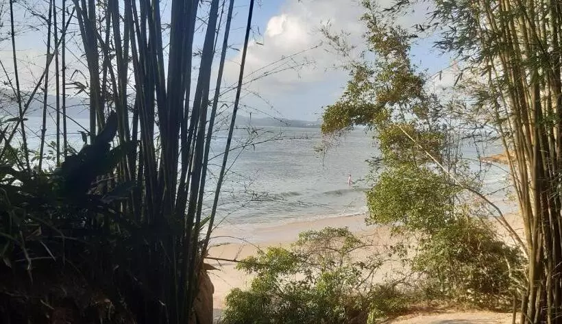 ペンション Recanto Do Mar