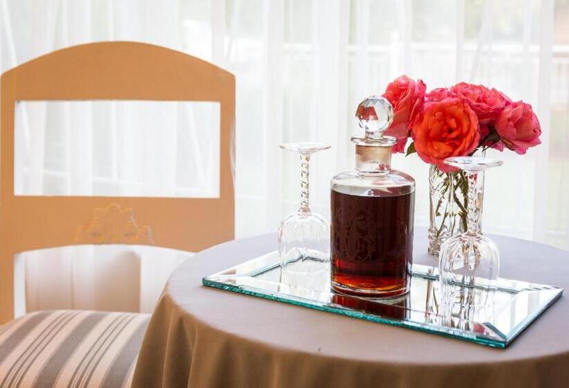 Пансион Silver Linings Guesthouse