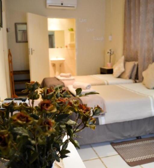 ペンション The Rawstornes