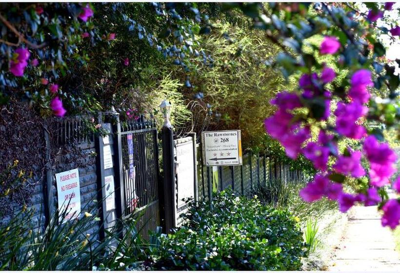 ペンション The Rawstornes