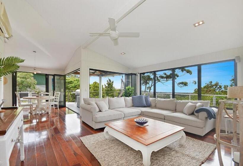 بنسيون Tree Top Oasis