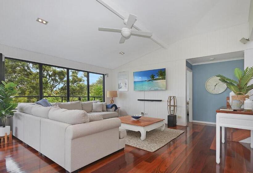 بنسيون Tree Top Oasis