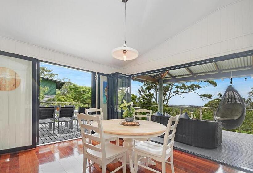 بنسيون Tree Top Oasis