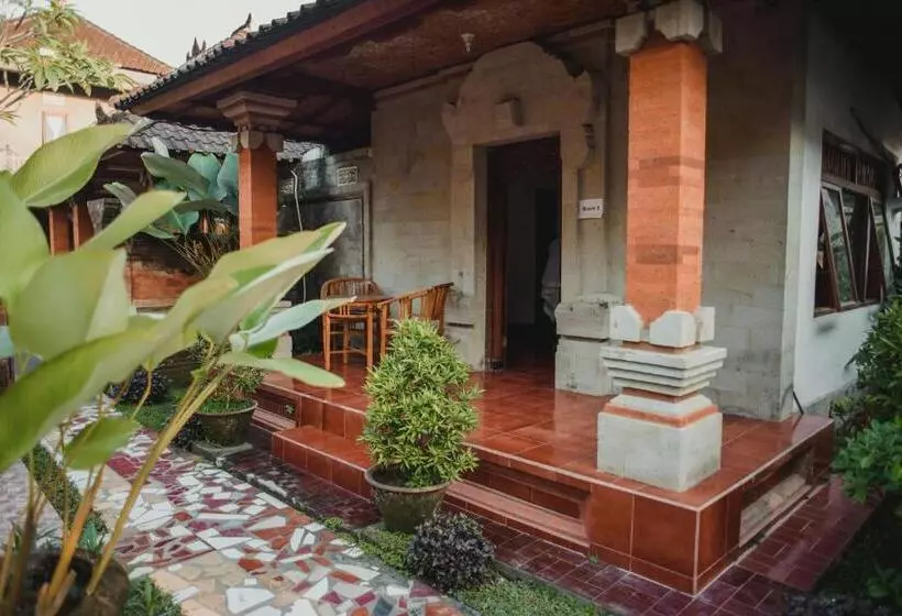 ペンション Wayan Guest House