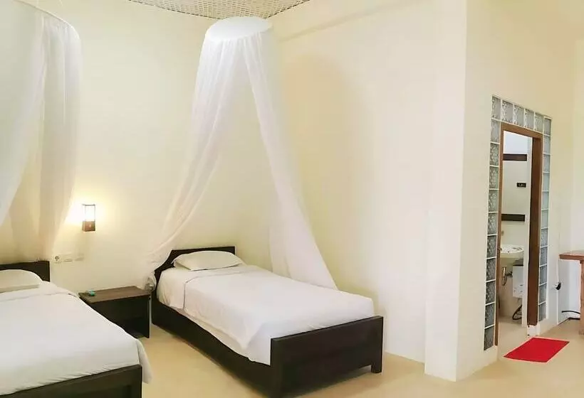 Ary S Lagoon By Cocotel