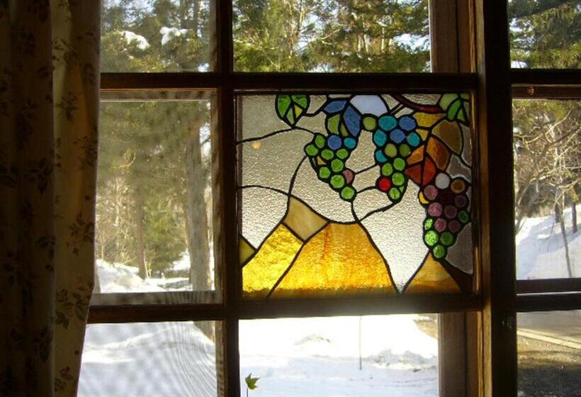 مبيت وإفطار Gallery & Lodge Noichigo