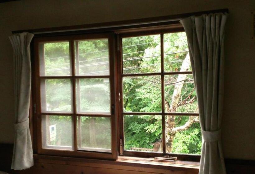 مبيت وإفطار Gallery & Lodge Noichigo