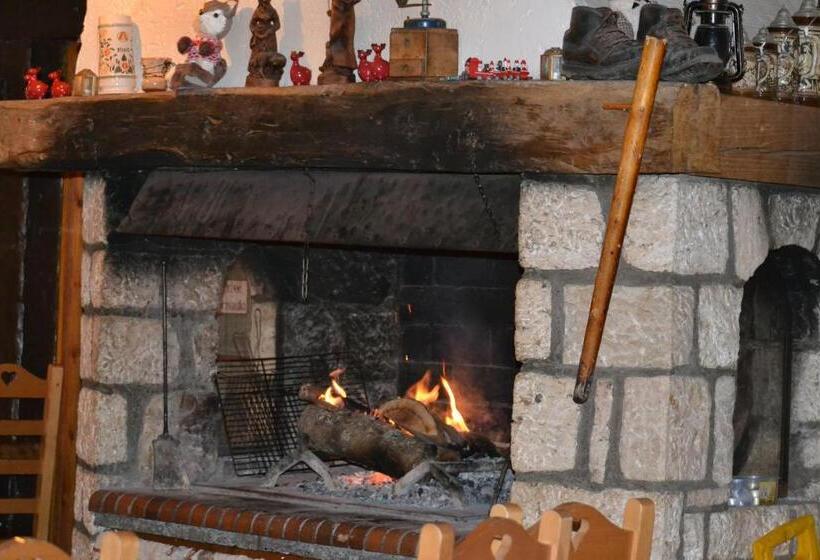 민박 La Bergerie 1700