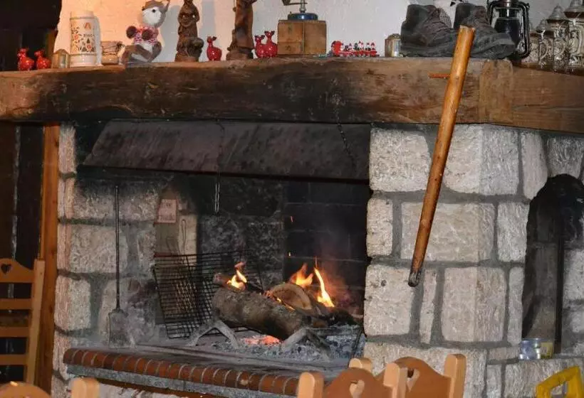 Aamiaismajoitus (B&B) La Bergerie 1700