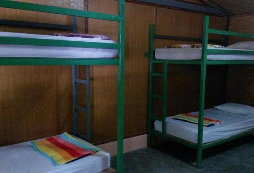 Chill Chill Long Beach Hostel