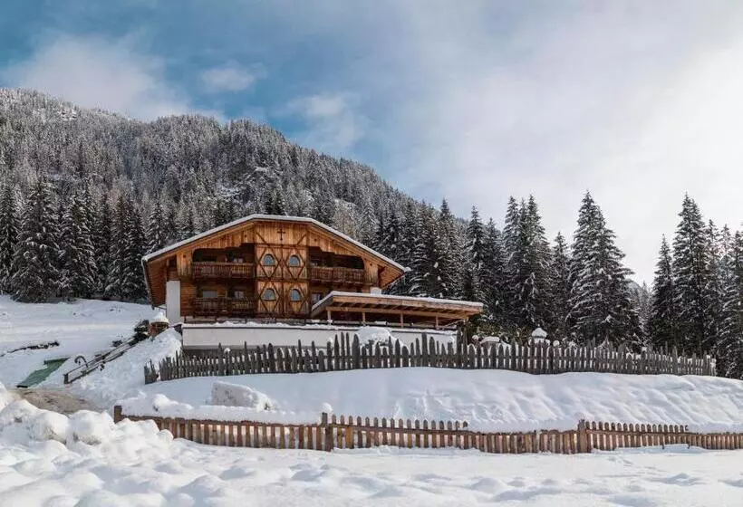 ホテル Agritur Agua Biencia