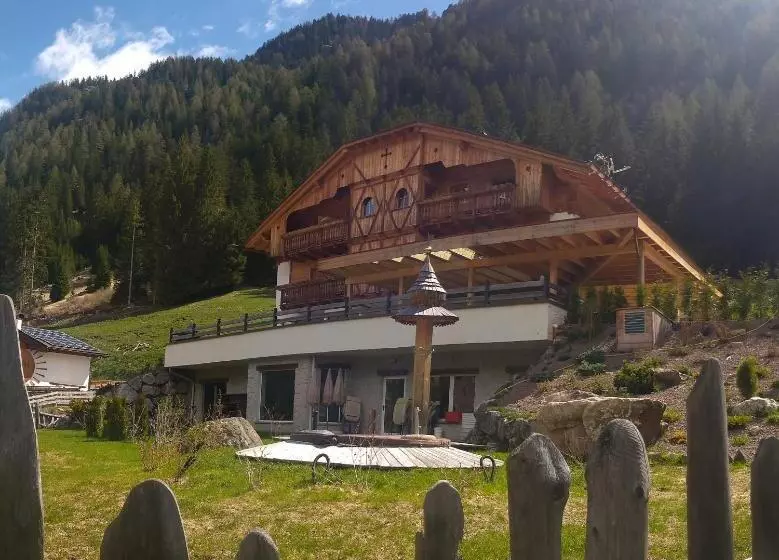 ホテル Agritur Agua Biencia