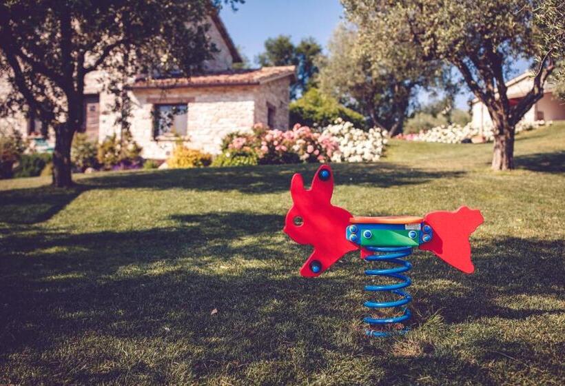 ホテル Agriturismo Casal San Sergio