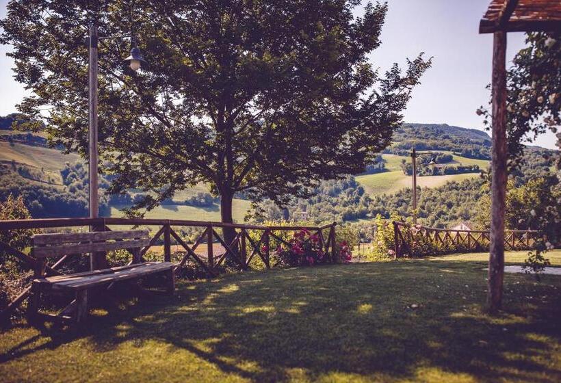 ホテル Agriturismo Casal San Sergio