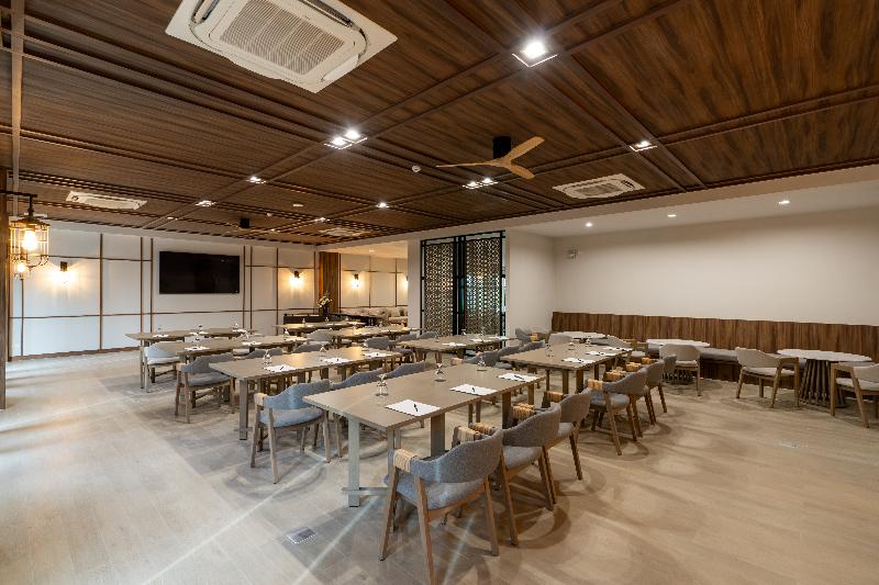 호텔 Bella Nara Phuket Naiyang Beach