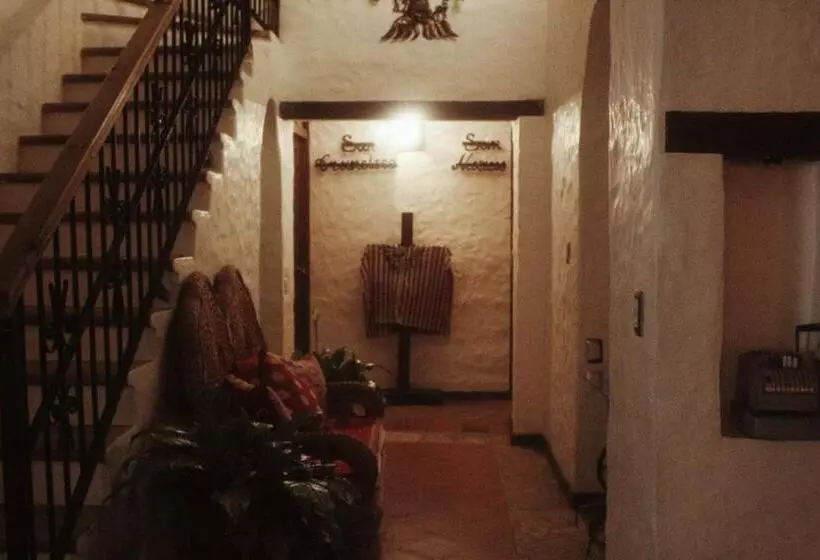 ホテル & Boutique Casa De Lourdes