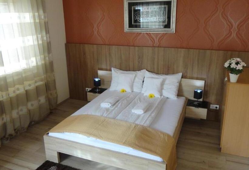 Отель Centrum Szeged