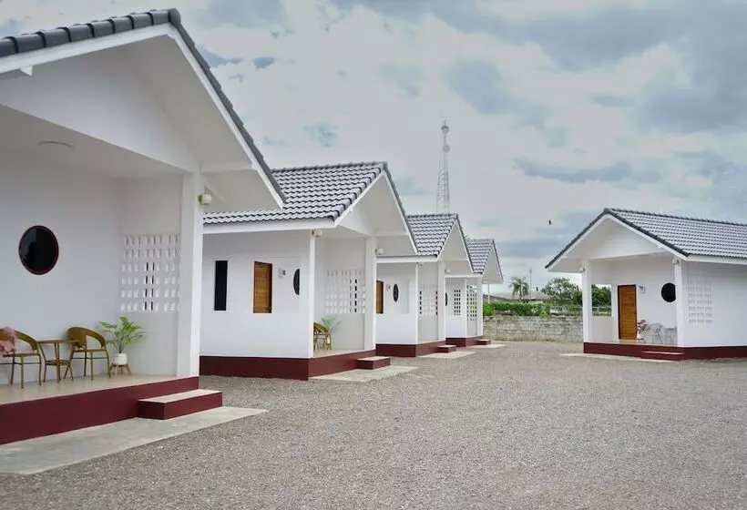 ホテル Chanmuang Resort