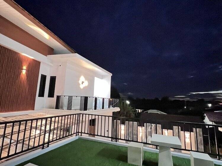 בית מלון כפרי Chom Chiangrai