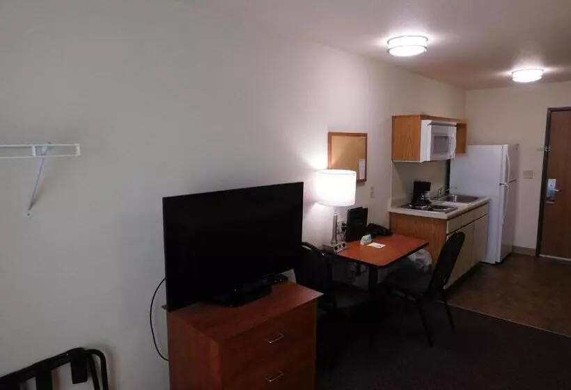 هتل Days Inn & Suites By Wyndham Rochester South