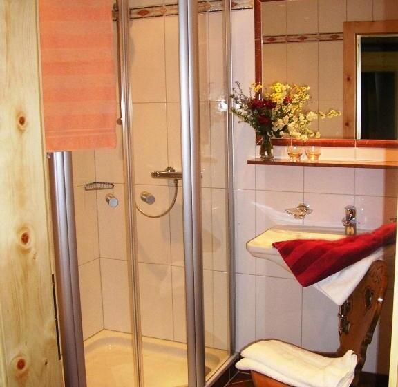 ホテル Kinder Bauernhof Ederbauer