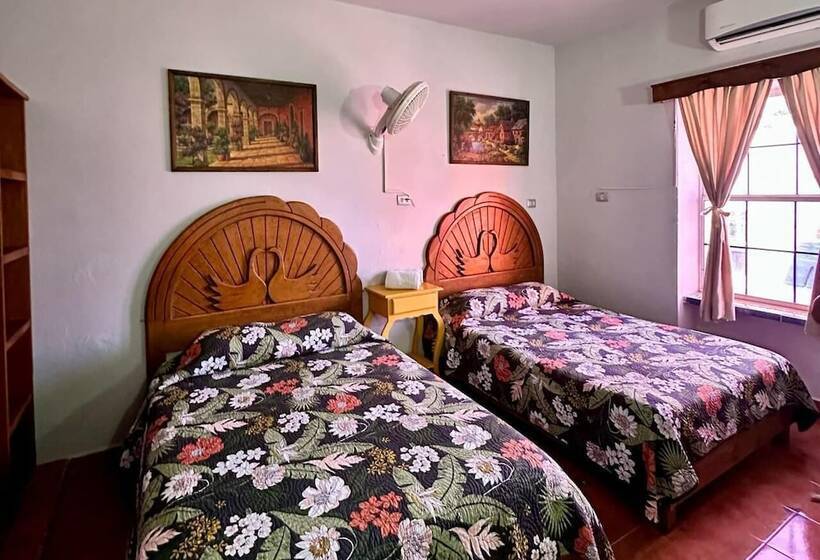 Hotel Posada Del Sol