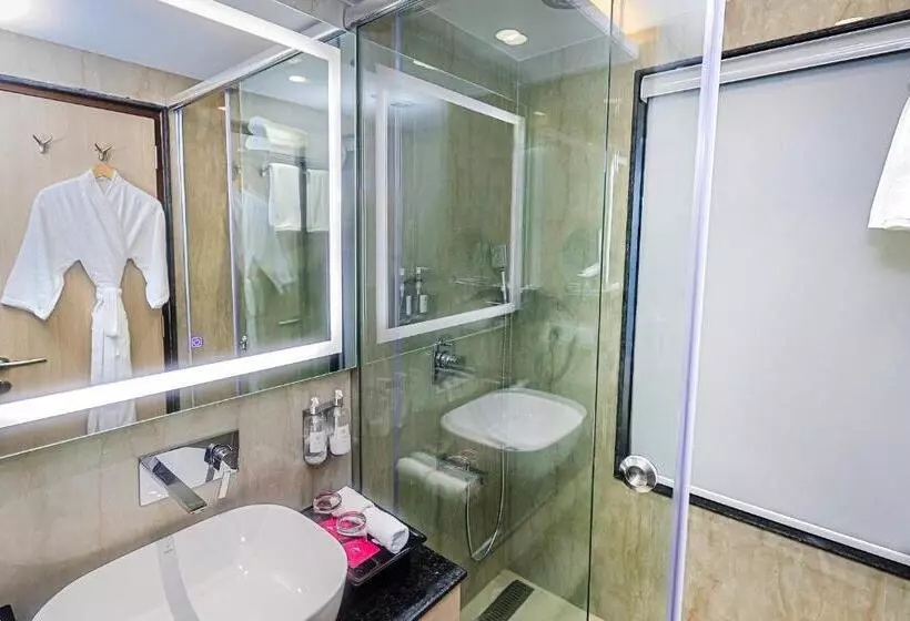 Hotelli Regenta Inn Luxinna Heights Mcleodganj