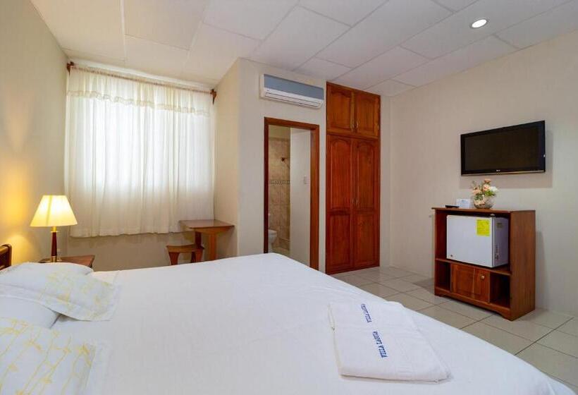 فندق Villa Laguna