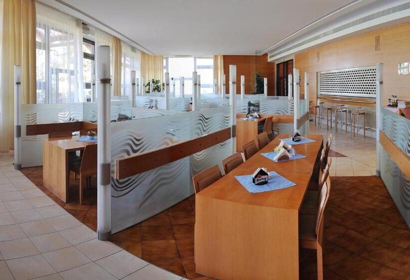 فندق Vz Měřín