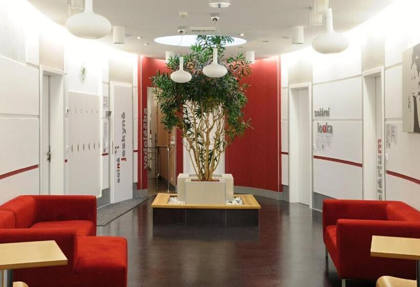 فندق Vz Měřín