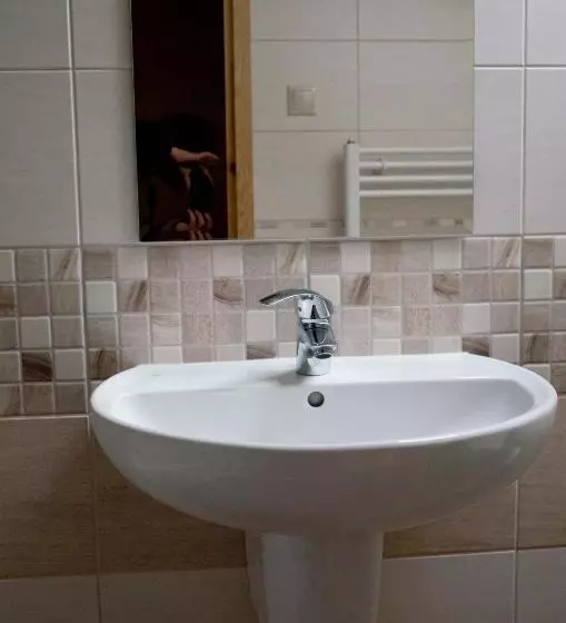 Majatalo Chata Alpina čertov