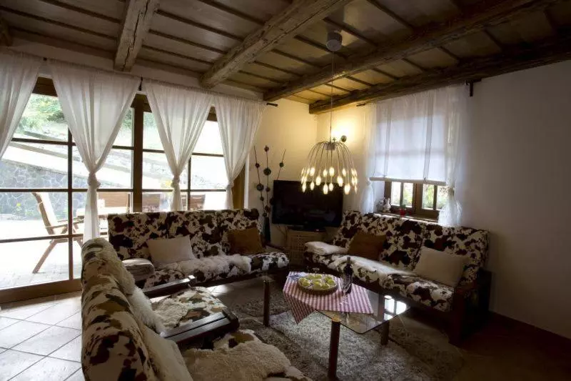 Majatalo Chata Alpina čertov