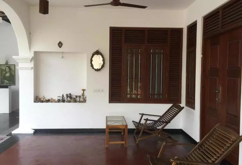 Pensió Dew Drop Villa