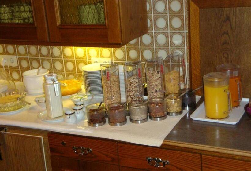 פנסיון Garni Val Sinestra