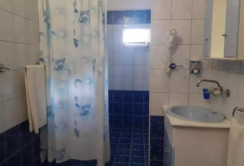 Majatalo Guest House Edelvais