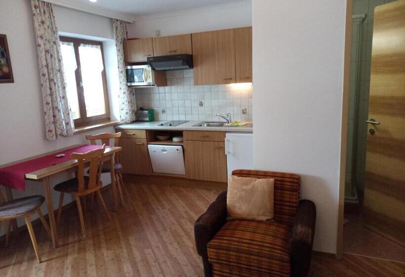 פנסיון Haus Höller