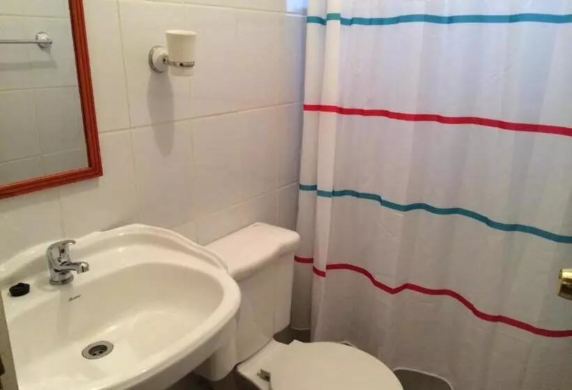 ペンション Hostal Internacional