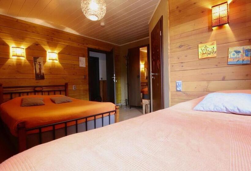 پانسیون La Villa Roannaise