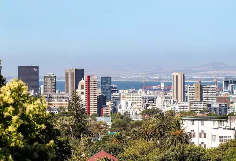 Majatalo One Kensington Boutique