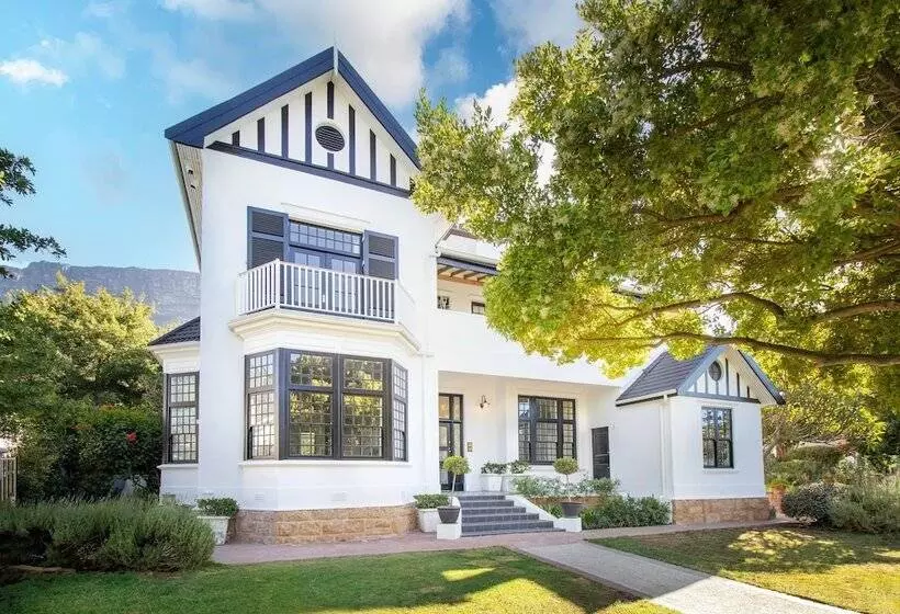 Majatalo One Kensington Boutique