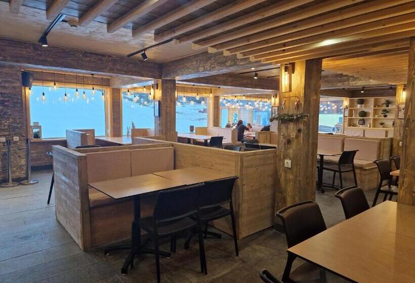 פנסיון Vila Platoul Soarelui