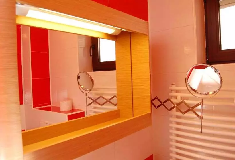 Majatalo Vila Platoul Soarelui