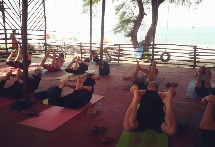 リゾートホテル Drishti Yoga International