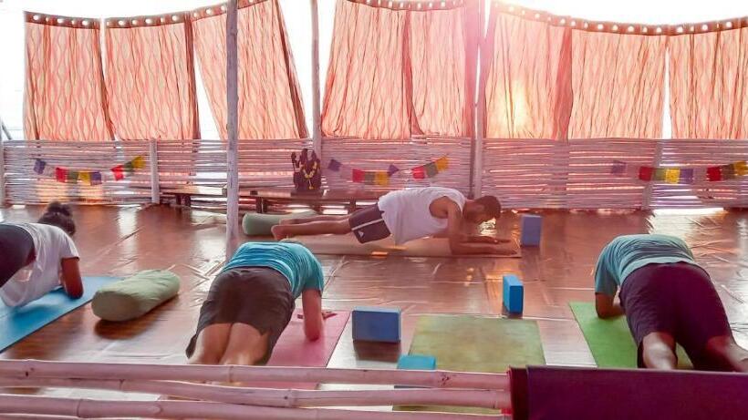 リゾートホテル Drishti Yoga International