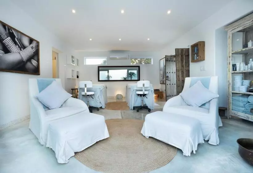 リゾートホテル Villa Santorini