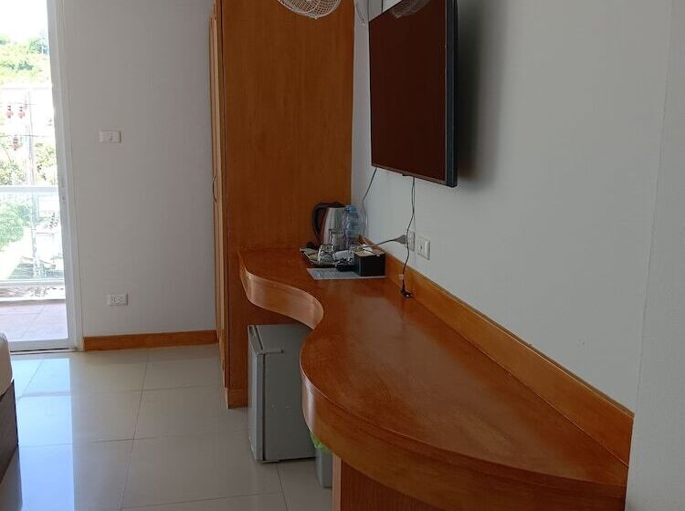 T & C Hotel Patong Beach