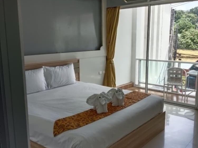 T & C Hotel Patong Beach