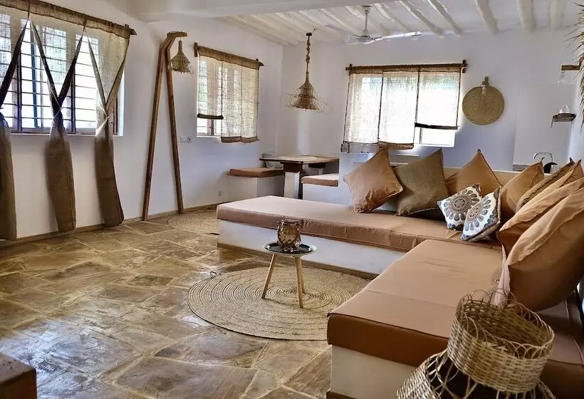 Aamiaismajoitus (B&B) Antares Villa