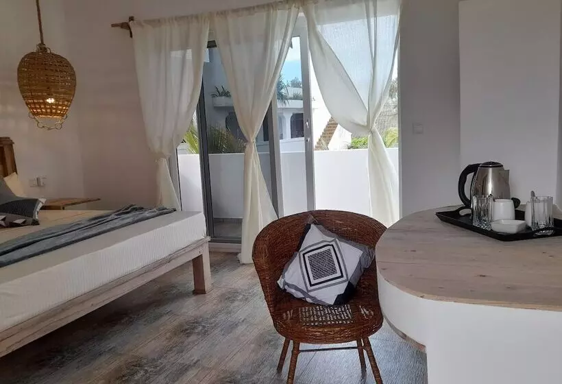 Aamiaismajoitus (B&B) Antares Villa