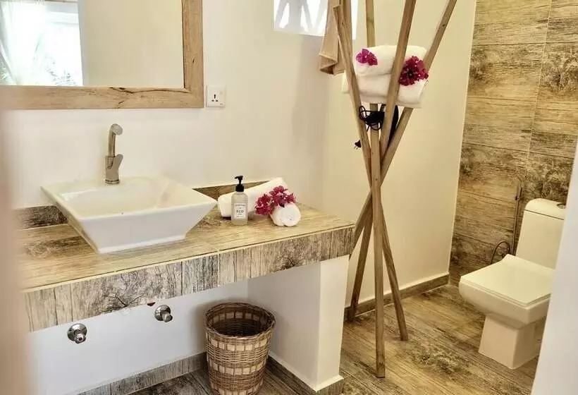 Aamiaismajoitus (B&B) Antares Villa